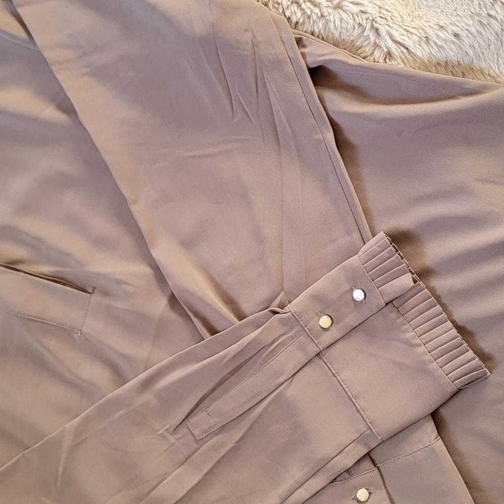 Chic Taupe Blouse